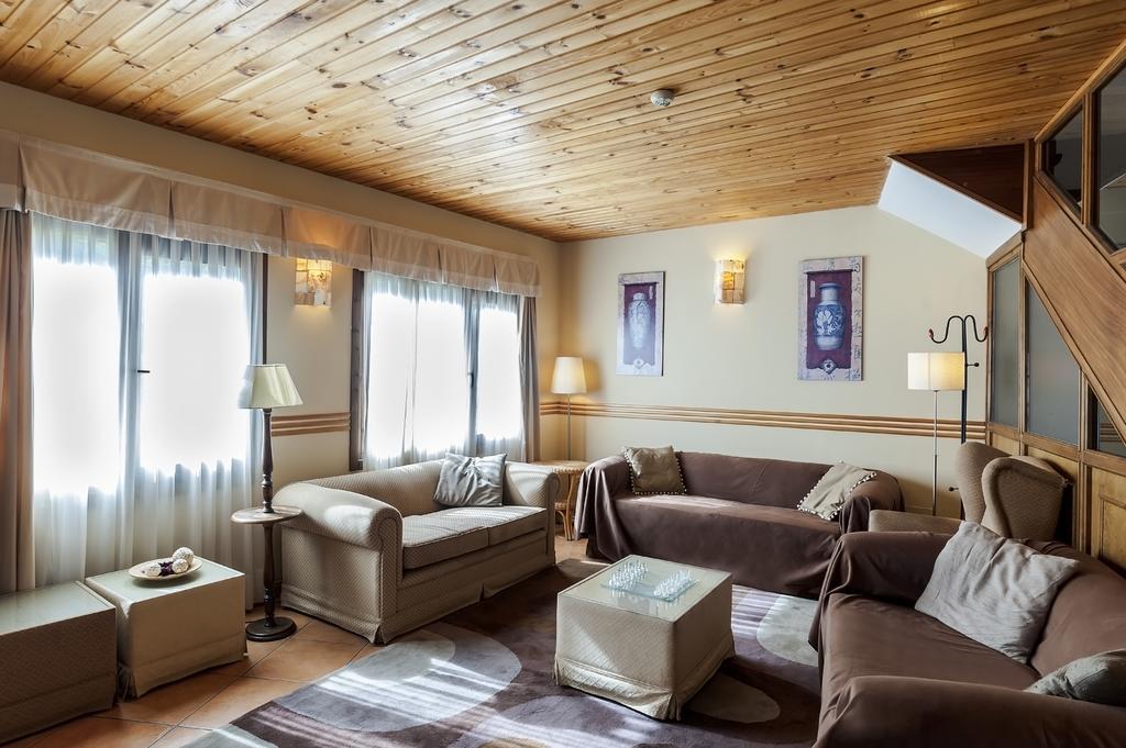Hotel La Sierra By Selecta Матаэльпино Экстерьер фото